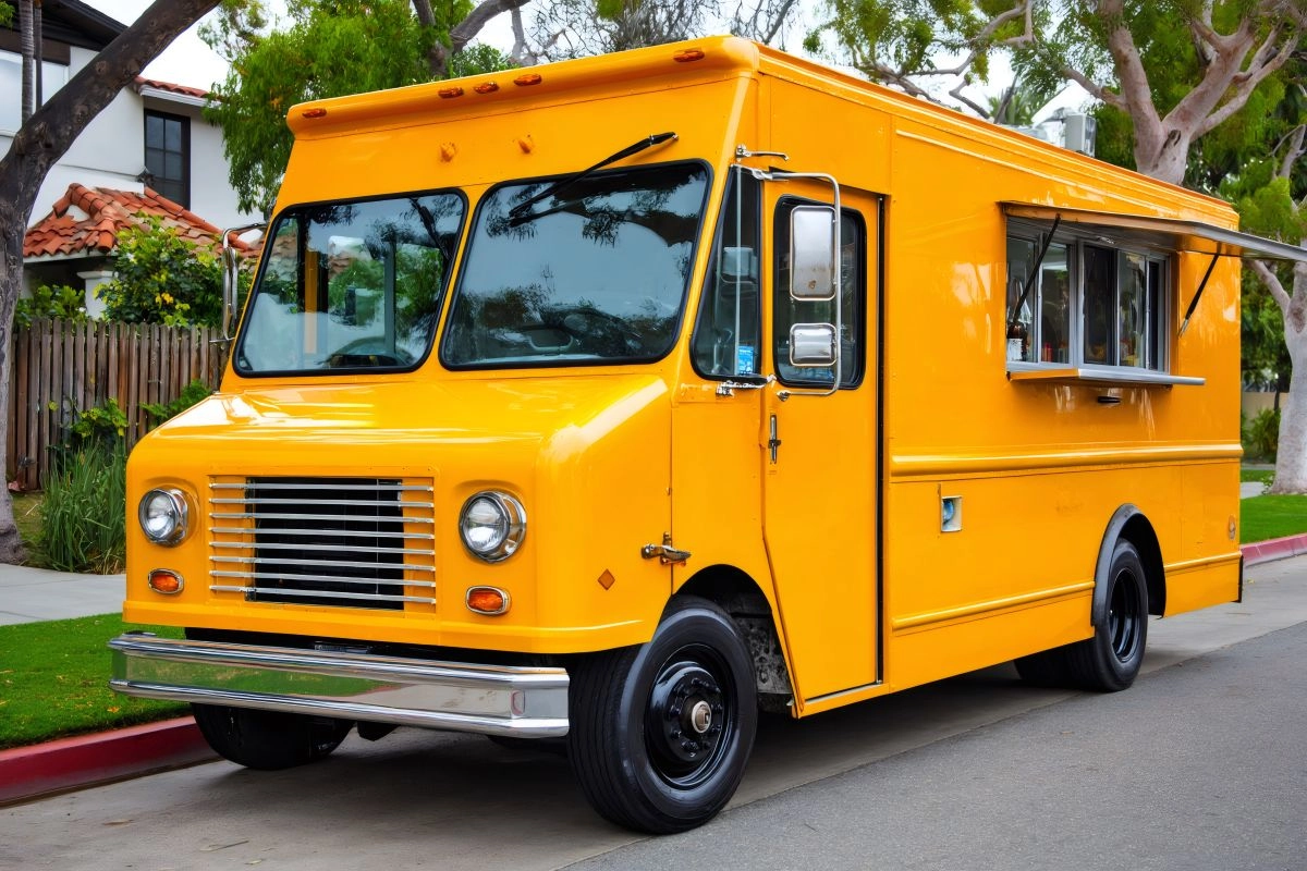 キッチンカー開業、何から始める？｜費用・許可・場所選びの不安を解消する完全ガイド